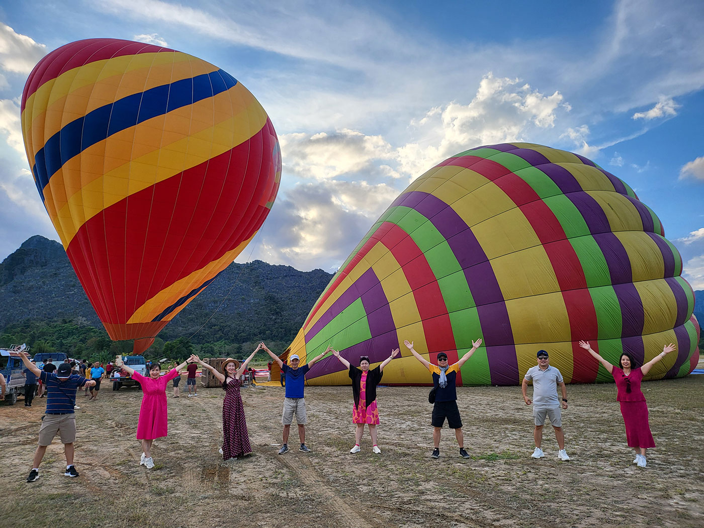 Lễ hội khinh khí cầu Lào, Tour khinh khí cầu, Du lịch khinh khí cầu, Vietnam Balloon, Balloon Vietnam